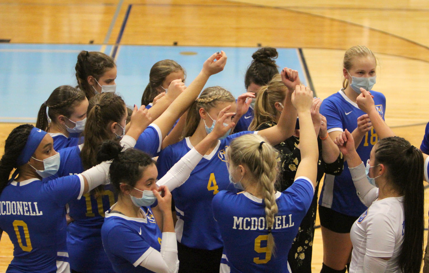 McDonell volleyball vs Catholic Central at Division 4 state championship 11-7-20
